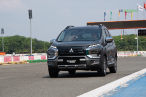 Mitsubishi Xpander 2023 mau Ghi anh 1