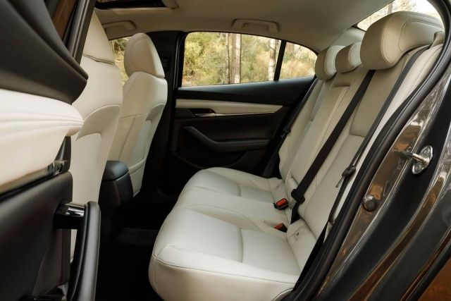 Mazda 3 2023 – Trắng