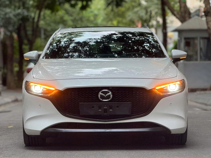 Mazda 3 2023 – Trắng